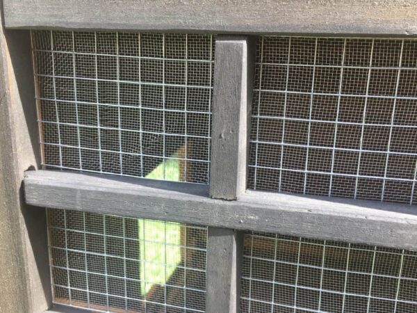 Wire mesh of opening doors