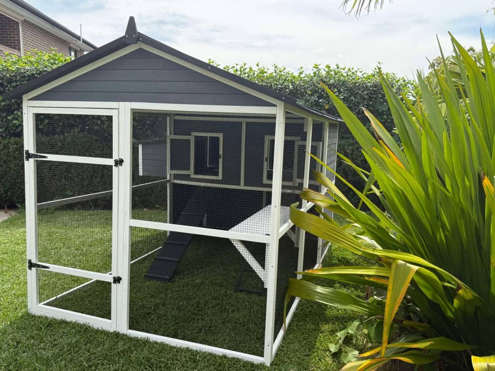 Grey Castle Cat Enclosure - end