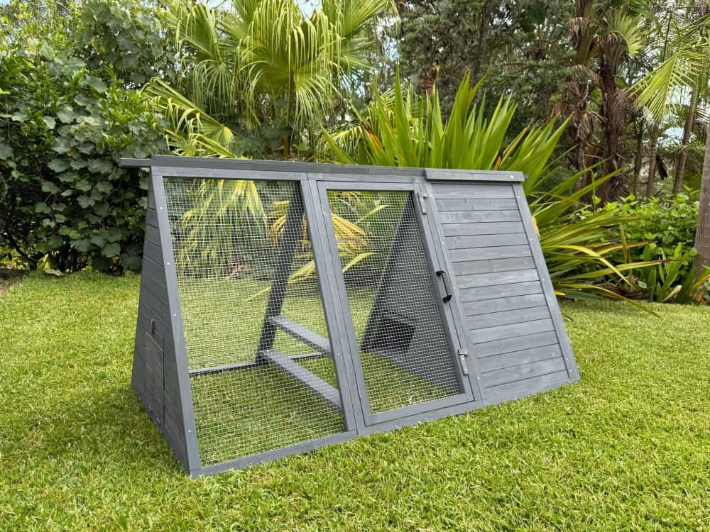 Somerzby Lodge Hutch - For Rabbits or Guinea Pigs