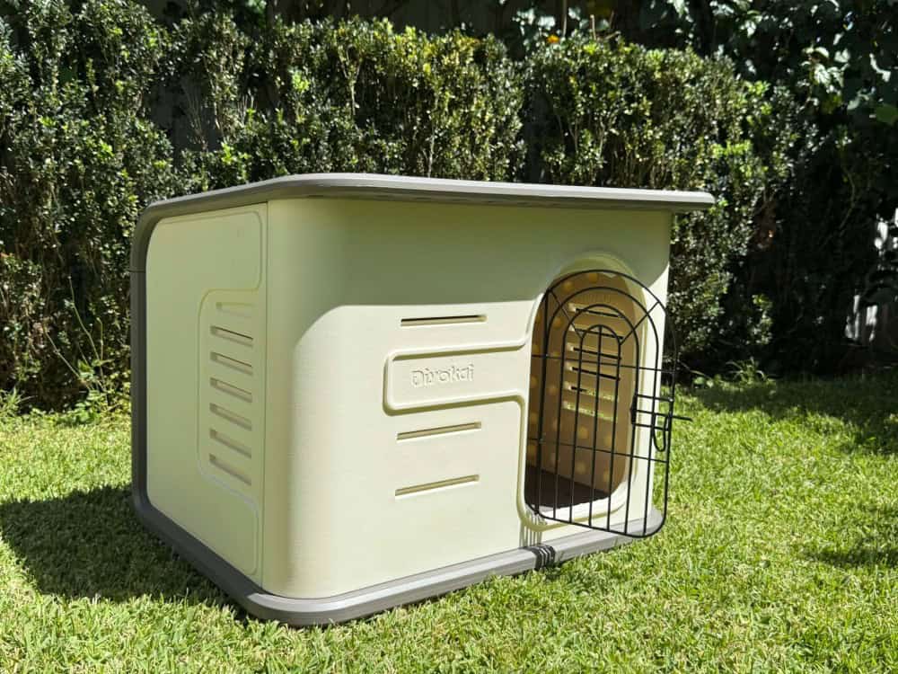 Poppy Large Plastic Dog Kennel - Door open