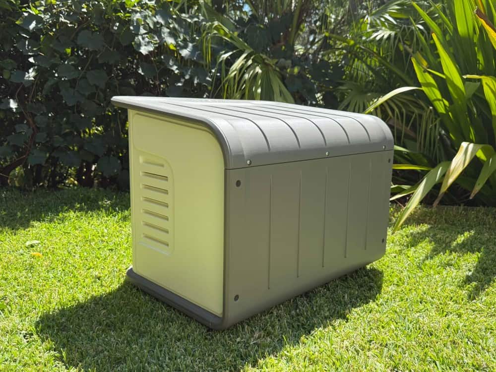 Poppy Large Plastic Dog Kennel - Side